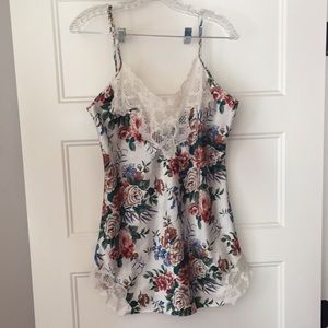 Vintage Victoria’s Secret Camisole M